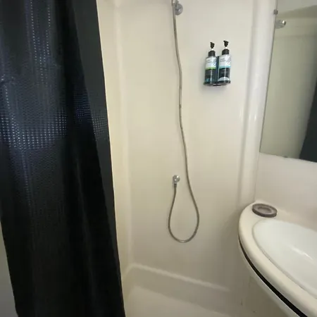 Quai 86 - Studio, Clim Mobile, Parking, Proche Gare & Centre Apartment *