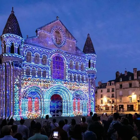 Apartment Quai 86 - Studio, Clim Mobile, Parking, Proche Gare & Centre