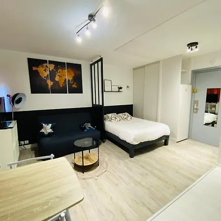 Quai 86 - Studio, Clim Mobile, Parking, Proche Gare & Centre Apartment