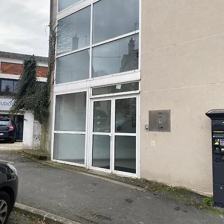Daire Quai 86 - Studio, Clim Mobile, Parking, Proche Gare & Centre